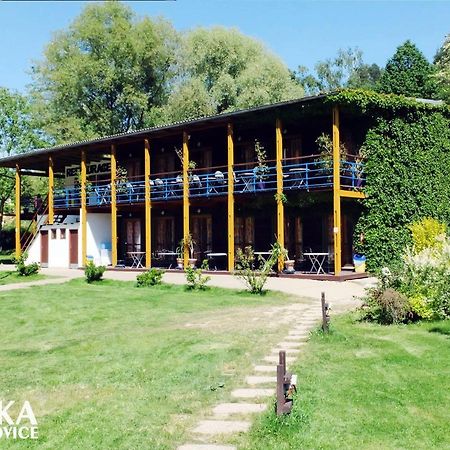 Lavka Park Skochovice Hotel Vrané nad Vltavou Kültér fotó