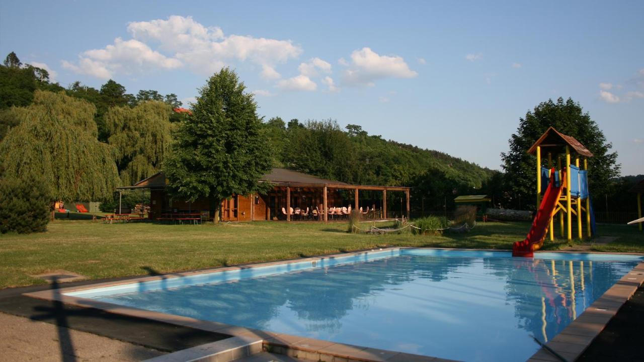 Lavka Park Skochovice Hotel Vrané nad Vltavou Kültér fotó