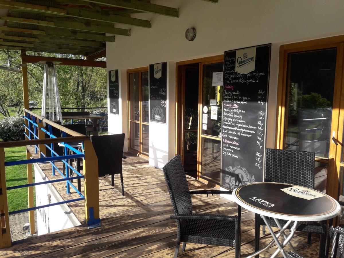 Lavka Park Skochovice Hotel Vrané nad Vltavou Kültér fotó