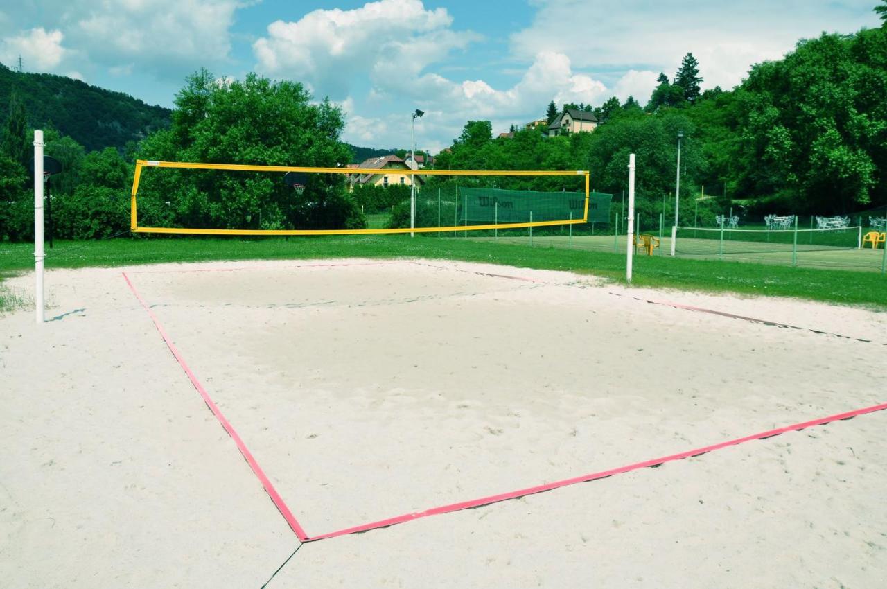 Lavka Park Skochovice Hotel Vrané nad Vltavou Kültér fotó