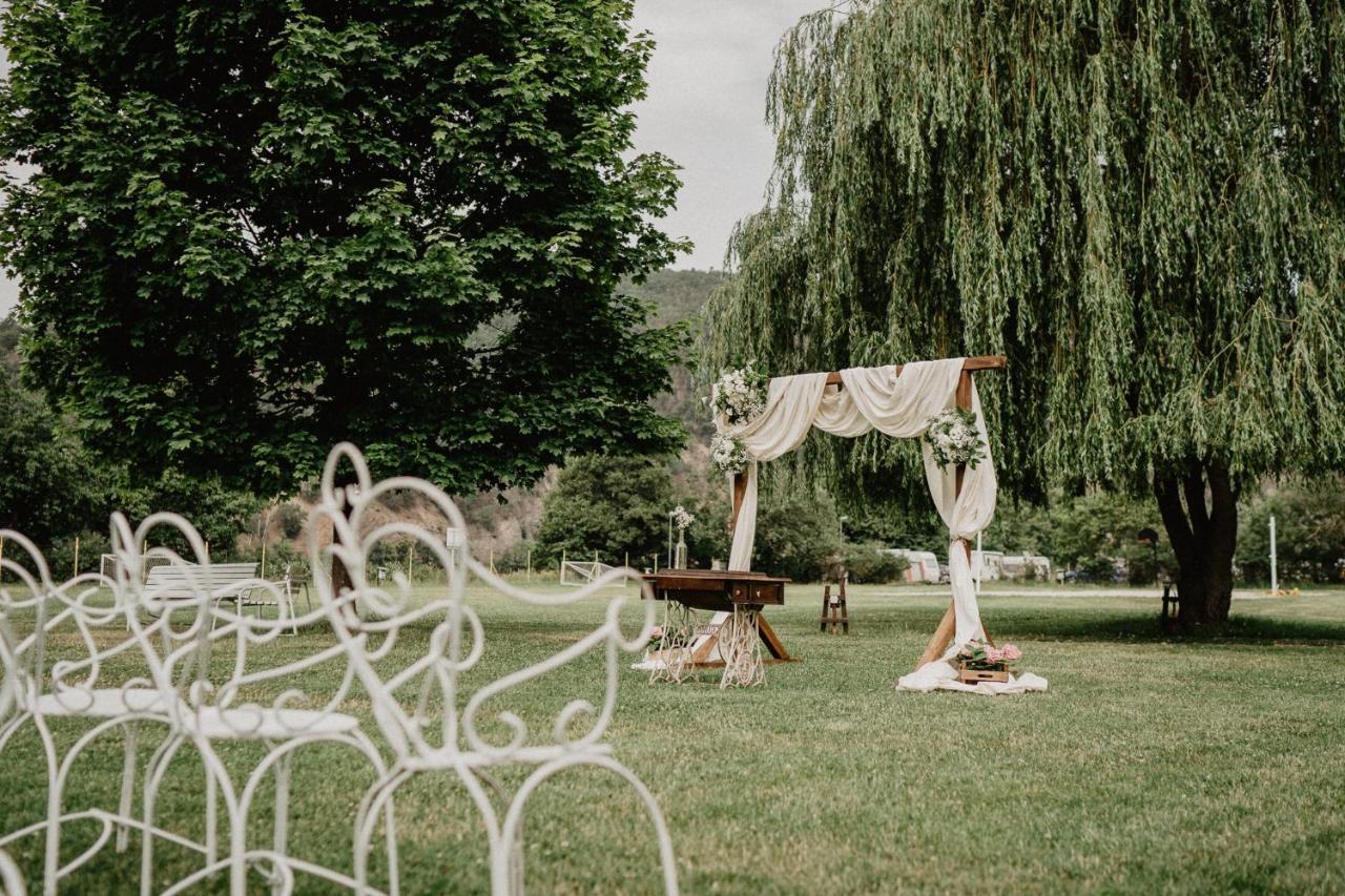 Lavka Park Skochovice Hotel Vrané nad Vltavou Kültér fotó