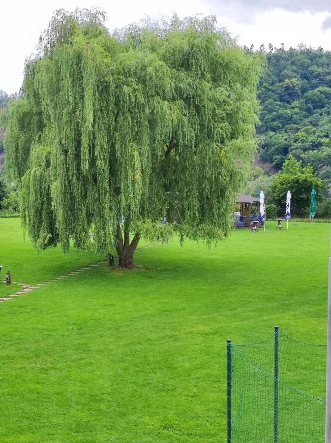 Lavka Park Skochovice Hotel Vrané nad Vltavou Kültér fotó